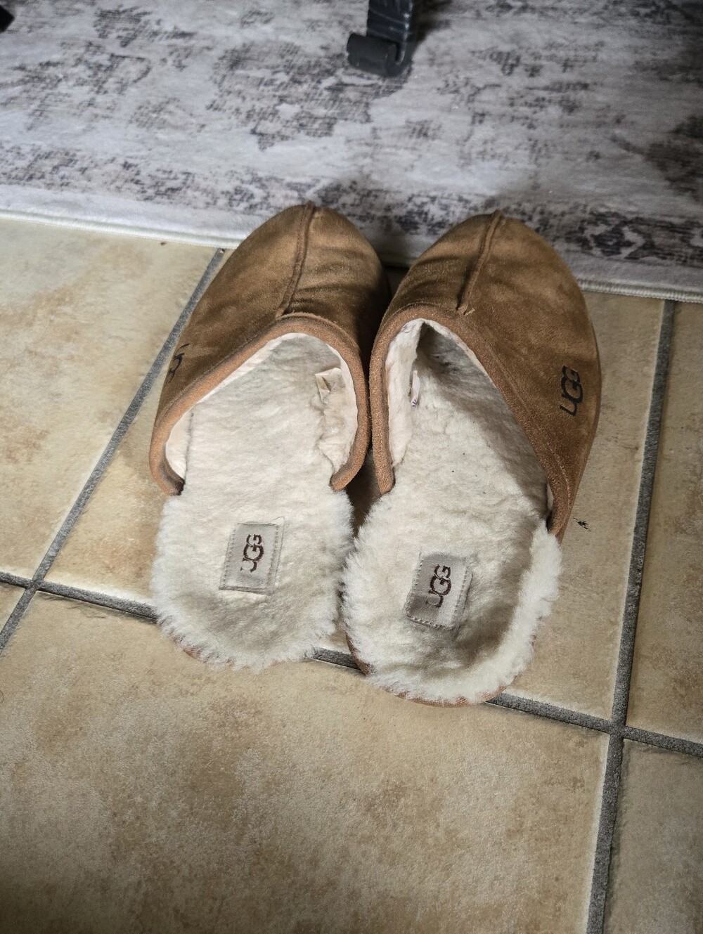 UGG Mens Scuff Suede Slippers Chestnut Tan Sheepskin Shearling Fur Size 11 Uggs - Picture 11 of 13